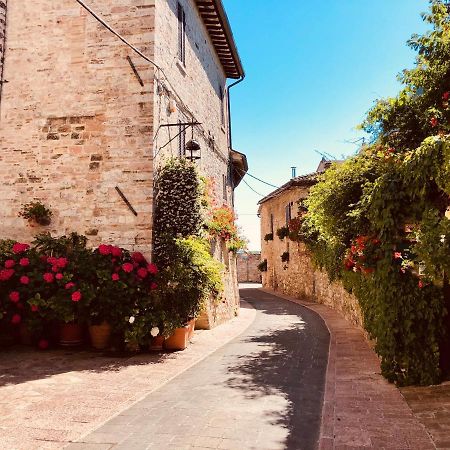 Residenza Vicolo Bovi Assisi Appartement Buitenkant foto